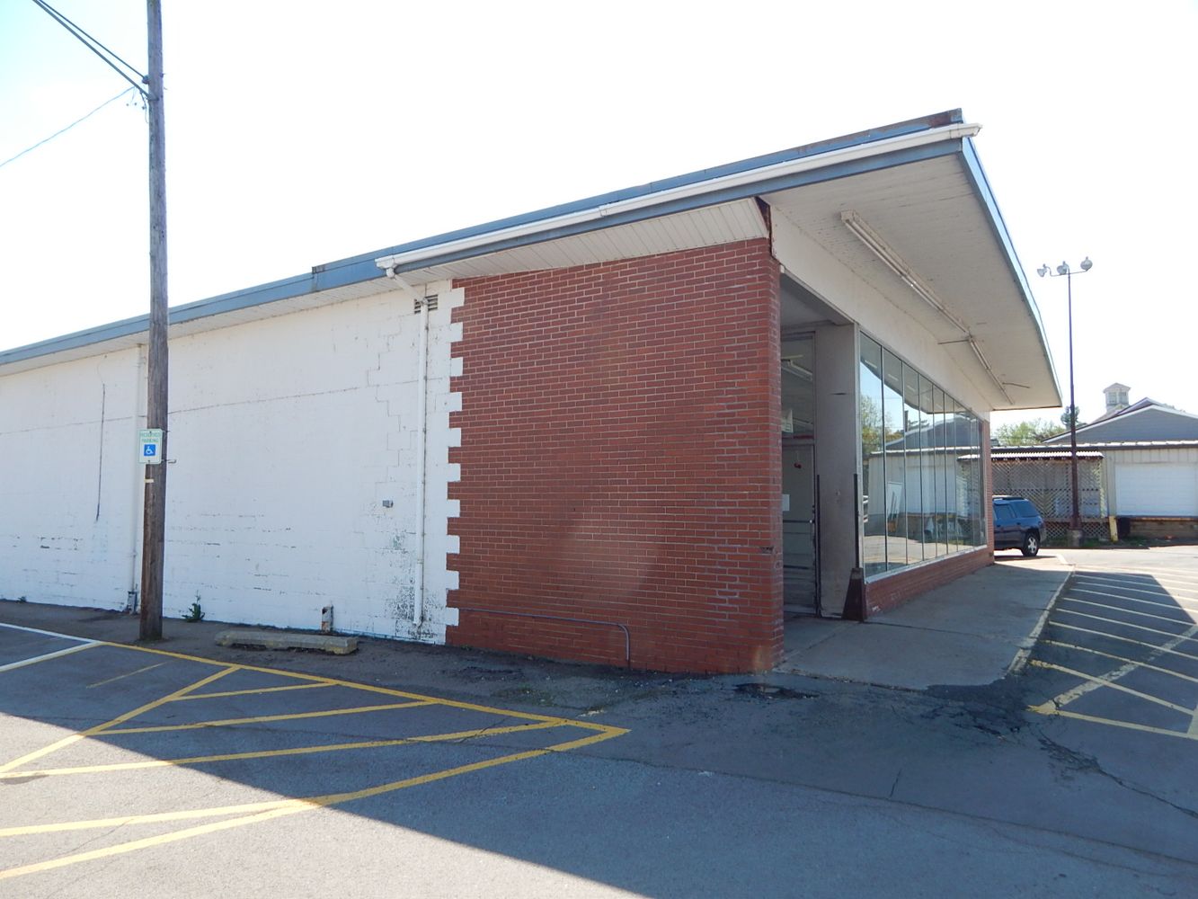 6006 New Hartford St, Wolcott, NY 14590